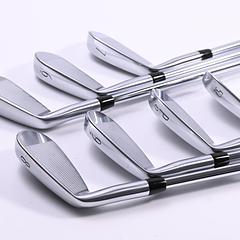 Titleist T250* 2025 Irons / 5-PW+52 / Regular Flex N.S. Pro 950GH Shafts - Image 4