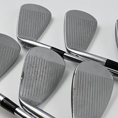 Mizuno JPX 900 Hot Metal Irons / 6-PW+GW / Regular Flex AMT Tour White R300 - Image 3