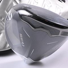 Taylormade Qi35 Max Lite Driver / 10.5 Degree / Regular Flex Vanquish 4 Shaft - Image 1