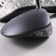 Taylormade Qi35 Driver / 9 Degree / Regular Flex Reax Blue 40 Shaft - Image 7