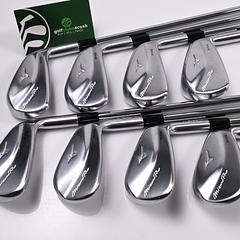 Mizuno Pro 245 Irons / 4-PW+GW / Regular Flex Dynamic Gold Mid 1005 R300 Shafts - Image 2