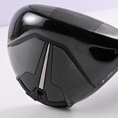Titleist TSR3 Driver / 10 Degree / Stiff Flex Graphite Design Tour UB-7 Shaft - Image 8