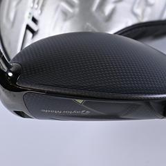 Taylormade Qi35 Driver / 10.5 Degree / Senior Flex Fujikura Air Speeder 45 Shaft - Image 3