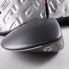 Taylormade Qi35 Max Lite Driver / 10.5 Degree / Regular Flex Denali Red 50 Shaft - Image 8