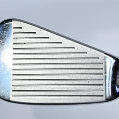 Taylormade Tour Preferred 2011 CB #4 Iron / 23 Degree / Stiff Flex Dynamic Gold - Image 2