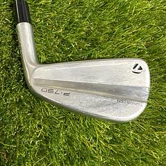 TaylorMade P790 4 Iron - Image 1