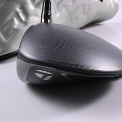 Left Hand Taylormade Qi35 Driver / 9 Degree / X-Flex Kai'li Red 60 Shaft - Image 3