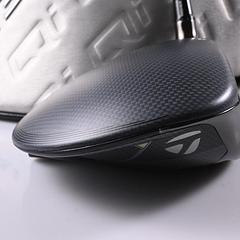 Taylormade Qi35 Driver / 10.5 Degree / Regular Flex Tensei AV Blue 65 Shaft - Image 9
