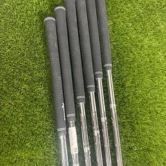 Srixon Z565 5-PW Irons - Image 2