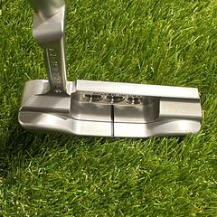 Scotty Cameron Super Select Newport 34" Putter - Image 3