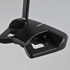 Scotty Cameron Triple Black Limited Release Phantom 9.5 Putter / 34 Inch - Image 5