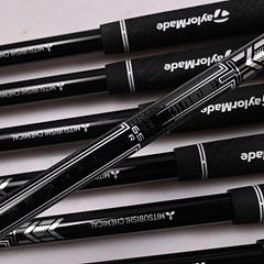 Taylormade P790 2025 Irons / 4-PW / Regular Flex MMT 65 Shafts - Image 5