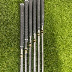 Titleist DCI 6-SW Irons - Image 2