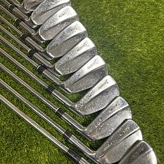 Srixon Pro 100 2-SW Irons - Image 1