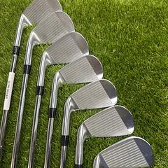 Titleist T100 4-PW Irons - Image 3