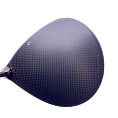 Used TaylorMade Qi35 Driver / 9.0 Degrees / Regular Flex - Image 4