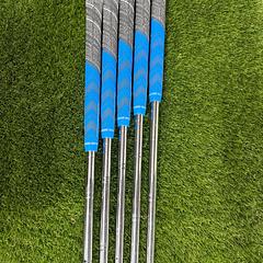 Titleist CB 6-PW Irons - Image 2