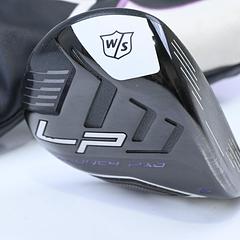 Ladies Wilson Launch Pad 2022 #5 Wood / 18 Degree / Ladies Flex UST Helium 43 - Image 1