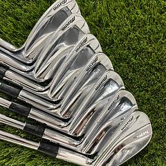 Mizuno MP5 Irons 4-PW - Image 1